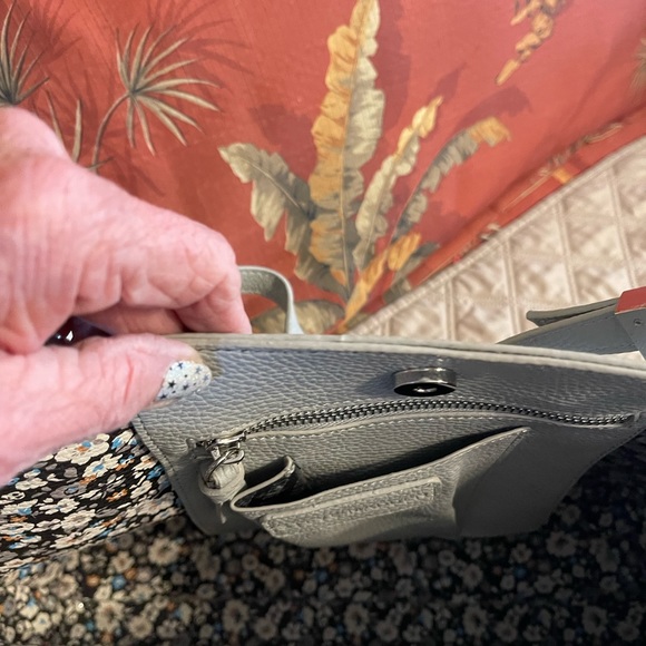 Purse - Picture 4 of 4